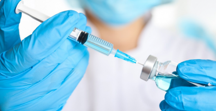 vaccine and syringe 