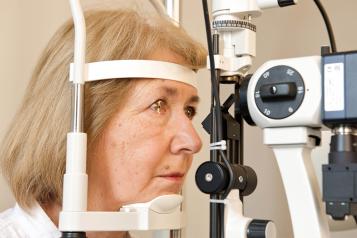 woman have eye health check 